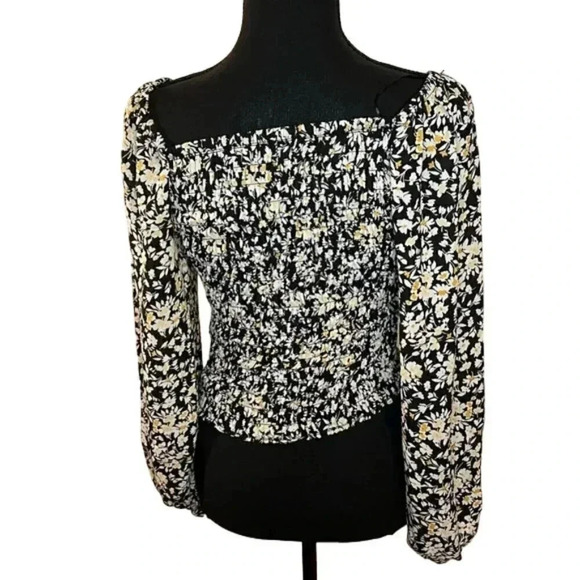 Sienna Sky Small Black Yellow Floral Square Neck Crop Smocked Top - Picture 5 of 14